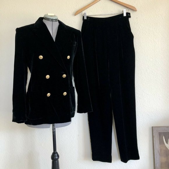 VTG RALPH LAUREN Black Velvet Blazer & Pant Suit - Picture 2 of 12
